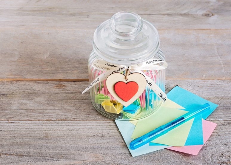 Gratitude jar with notes